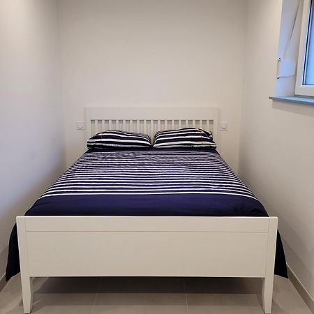 Il Vialetto, Appartement Capri, Spacieux, Tout Confort, Au Calme Jeumont Eksteriør bilde
