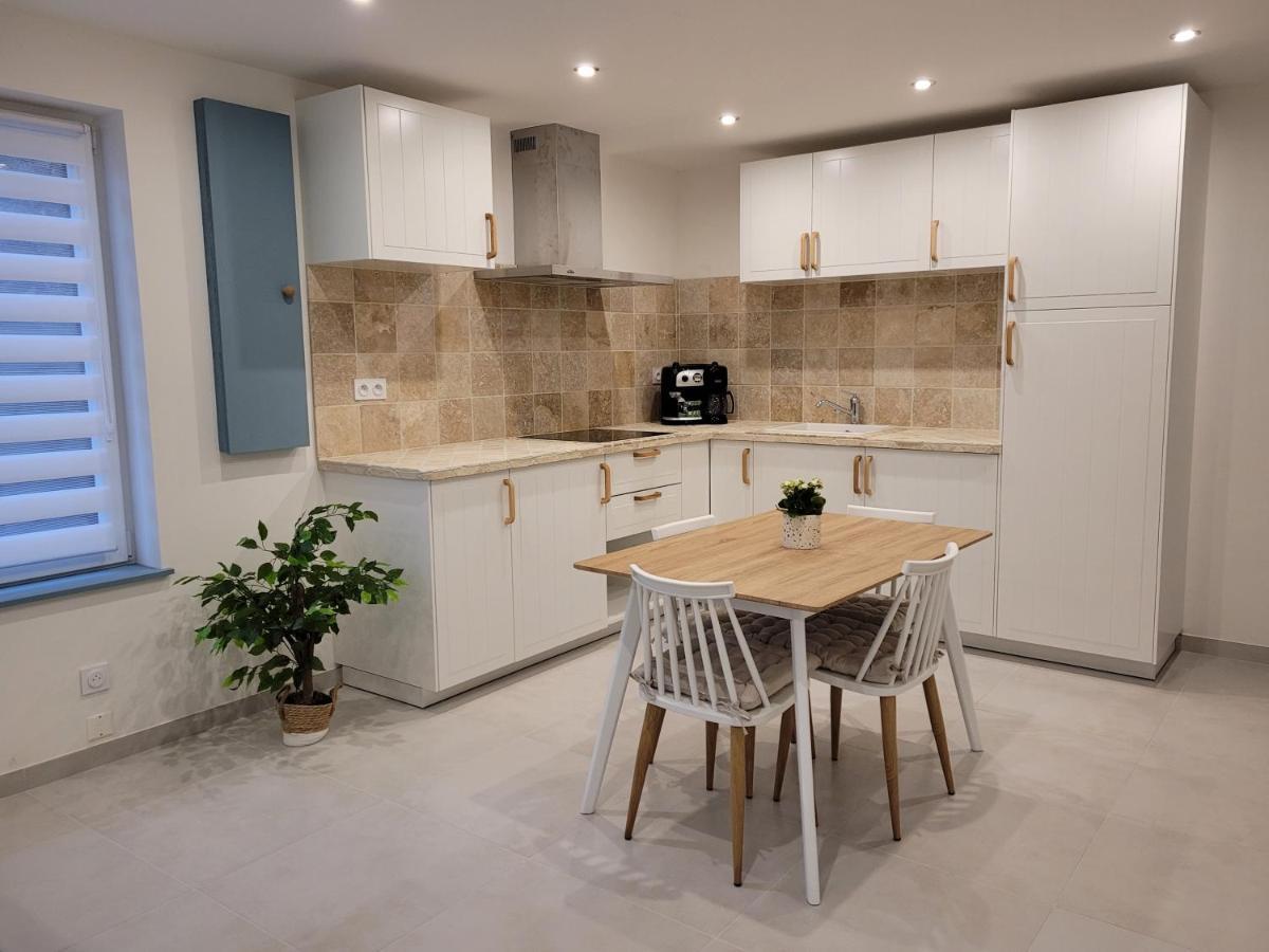 Il Vialetto, Appartement Capri, Spacieux, Tout Confort, Au Calme Jeumont Eksteriør bilde