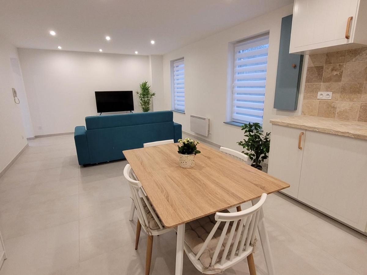 Il Vialetto, Appartement Capri, Spacieux, Tout Confort, Au Calme Jeumont Eksteriør bilde